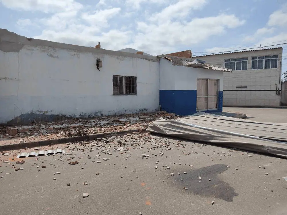 Novamente ventania arranca telhado de outra igreja na Serra
