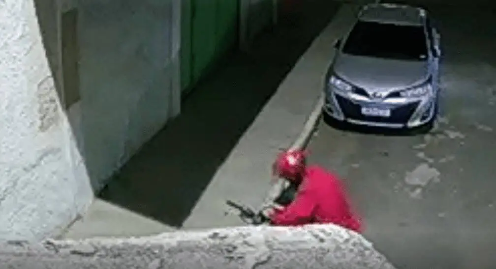 Olimpíadas do crime: Ladrão quebra recorde anterior ao furtar moto com apenas 15 segundo na Serra