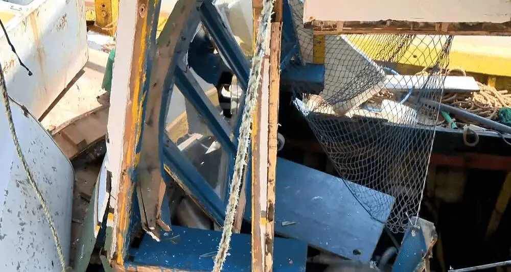 Explosão de barco deixa três feridos na Serra