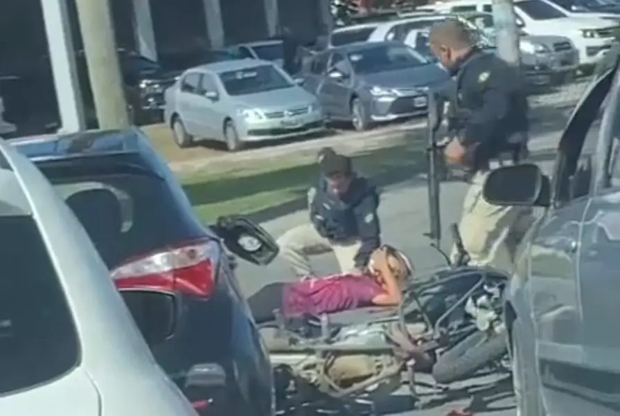 “Dois caras em uma moto” tentam aplicar fuga na PRF
