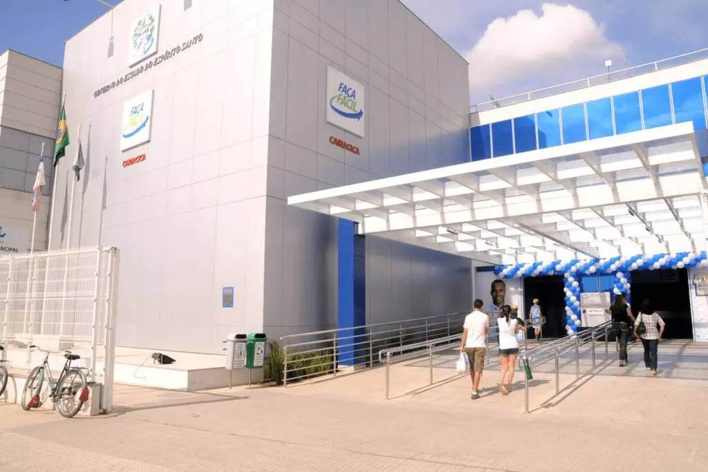 Fachada do Faça Fácil de Cariacica