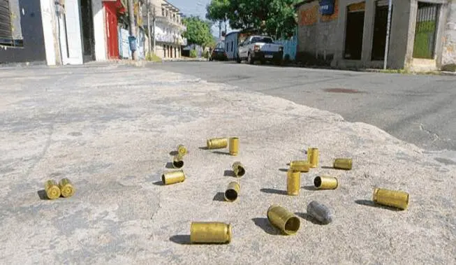 Guerra do tráfico volta aterrorizar moradores de Central Carapina