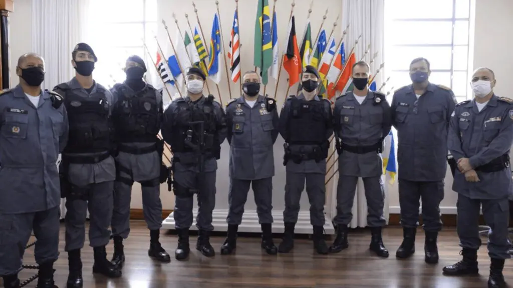 Força Tática do Sexto Batalhão recebe homenagem pela prisão do homicida mais procurado da Serra