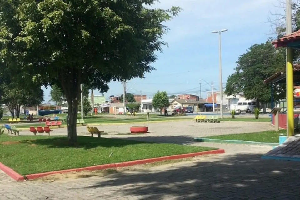 Rapaz assassinado na praça do bairro Serra Dourada III, segundo homicídio em menos de uma semana
