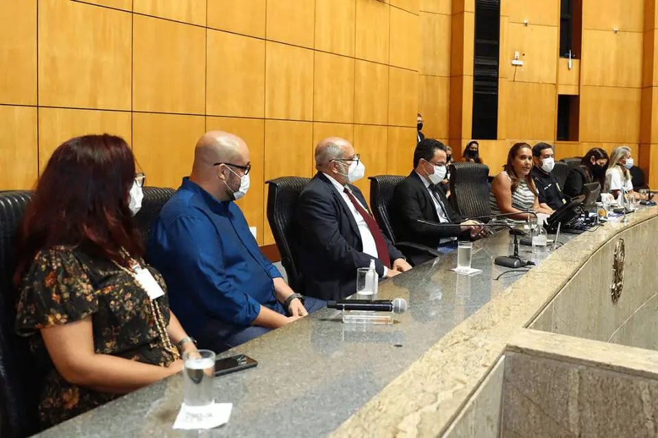 Os envolvidos no esquartejamento de cadela na Serra, prestaram depoimento na CPI dos maus tratos
