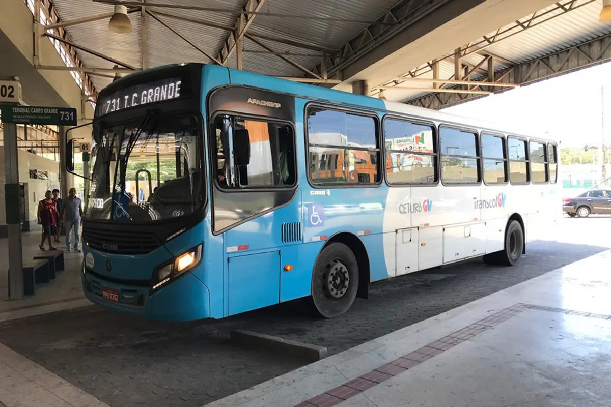 Deputado quer tornar obrigatória instalação de câmeras de ré nos ônibus do ES