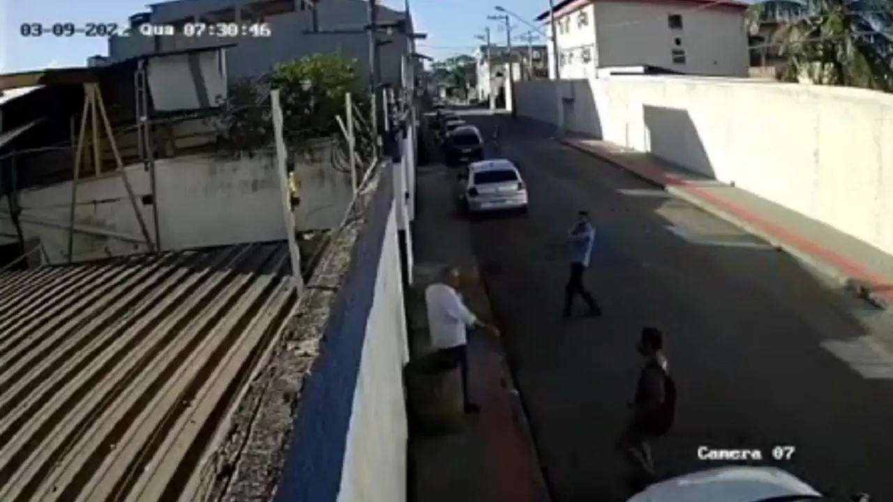 Câmera flagra dupla de assaltante enquadrando trabalhador em Novo Horizonte