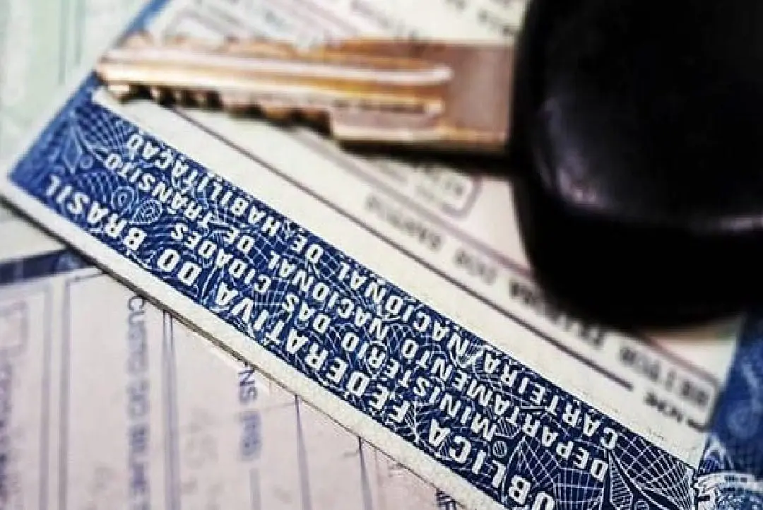 É possível cancelar a CNH de quem está com o nome no SPC ou Serasa?