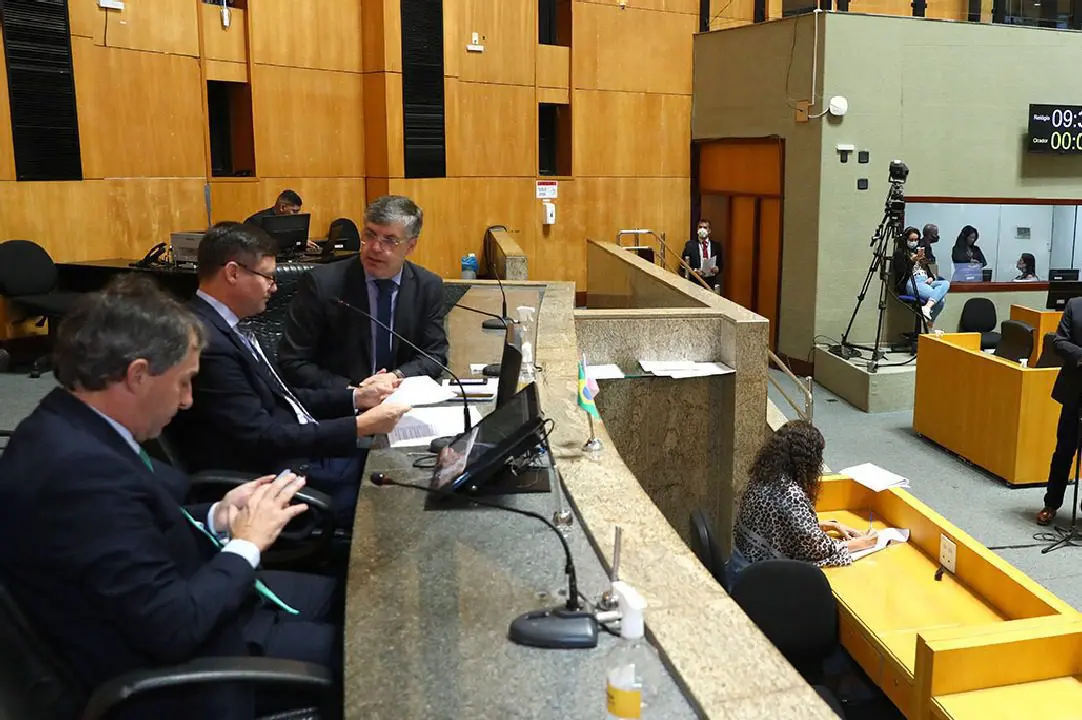 Projeto de Lei aprovado pelos Deputados, prevê mudanças em aplicativos de transporte no ES