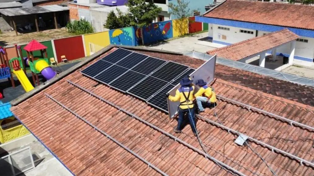 Serra tem a primeira escola com Energia Solar na rede municipal