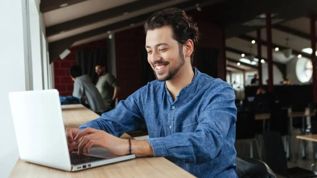 Últimos dias: Qualificar ES com inscrições para 26 mil vagas gratuitas em cursos Online Qualificar ES abre novas vagas na Serra