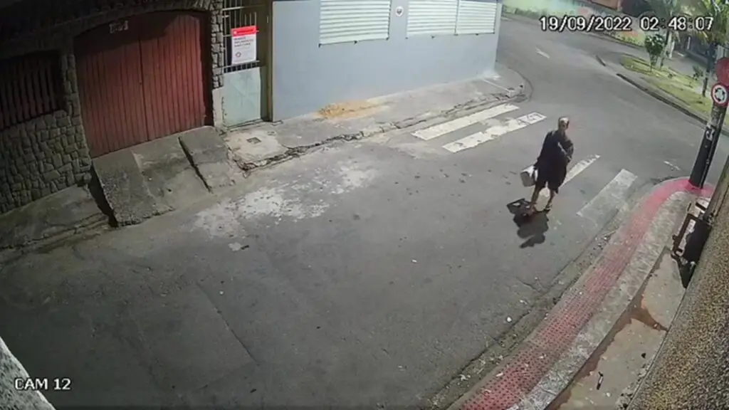Atualizado: homem acusado de furtar câmera de segurança de residência em José de Anchieta