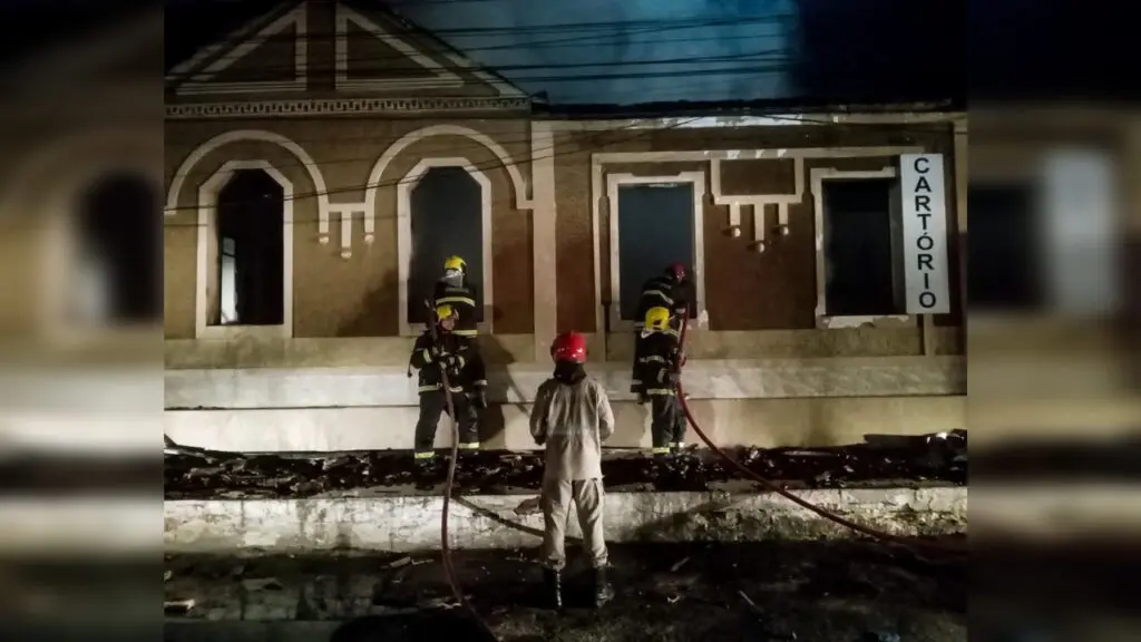 Polícia Civil chegou ao resultado sobre o incêndio criminoso no cartório de Itapemirim