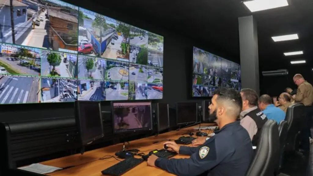 Olho Vivo: novo sistema de segurança já está funcionando com 160 câmeras de monitoramento na Serra