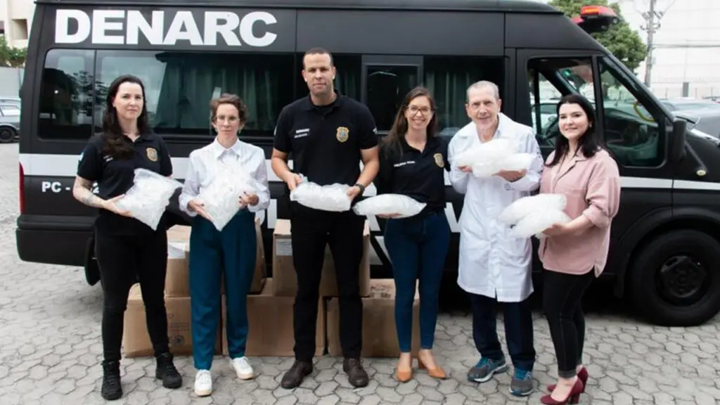 DENARC doa à universidade quase 300 mil pinos apreendidos na Serra