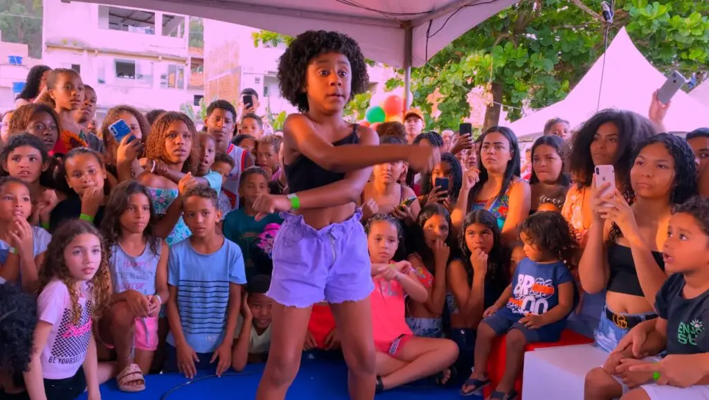 Batalha de Tik Tok animou geral durante evento “Feliz Dia das Crianças” no bairro Planalto Serrano