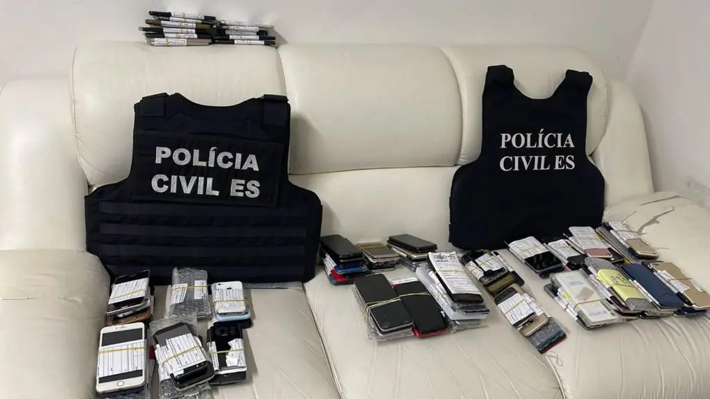 Operação Sinal II: Polícia Civil prende 20 pessoas e recupera mais de 300 smartphones na Grande Vitória