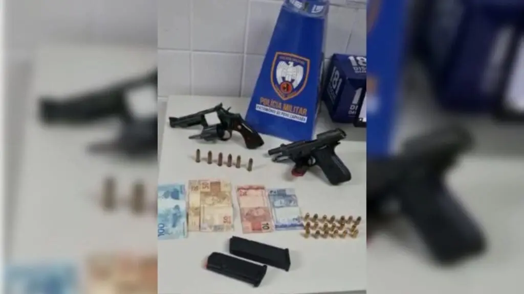 PM detona festa dos queimados e prende dois “caixa-baixa” armados na Serra