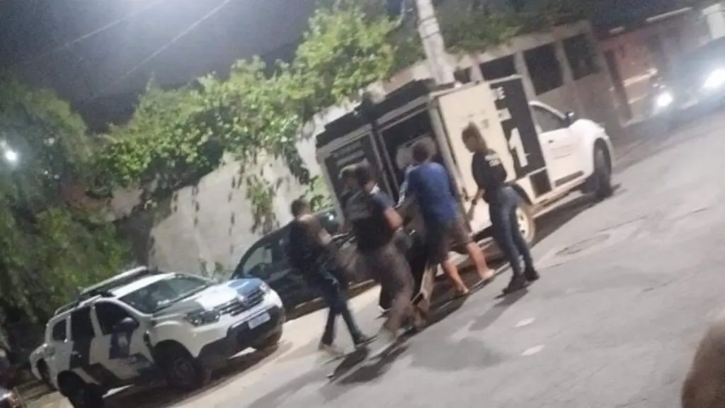 Jovem é encontrado morto dentro de casa em José de Anchieta