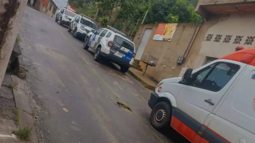 Homens armados invadem residência e executam casal a tiros no bairro Vista da Serra