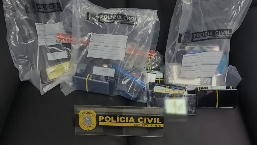 “Operação Sinal” da Polícia Civil recupera celulares roubados nas cidades de Vitória e Serra Texto/Foto: Comunicação PCES