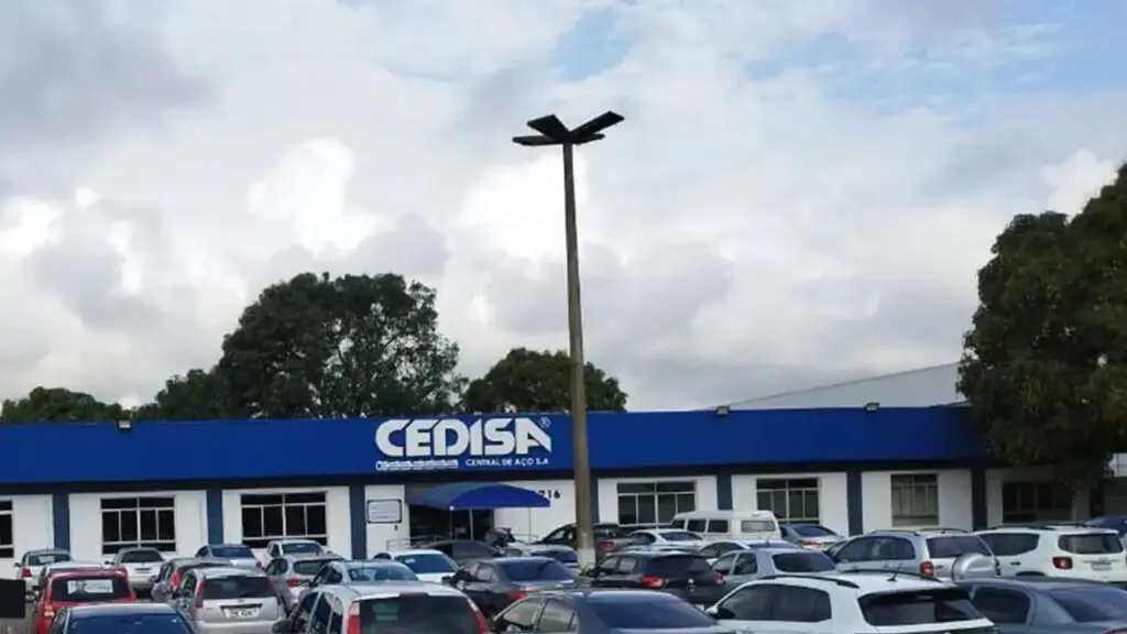 Cedisa oferta novas oportunidades de emprego em sua unidade situada na Serra Foto da fachada da empresa CEDISA Serra