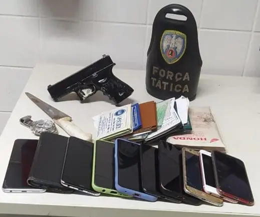 Força Tática realiza operações com prisões e apreensões em Central Carapina