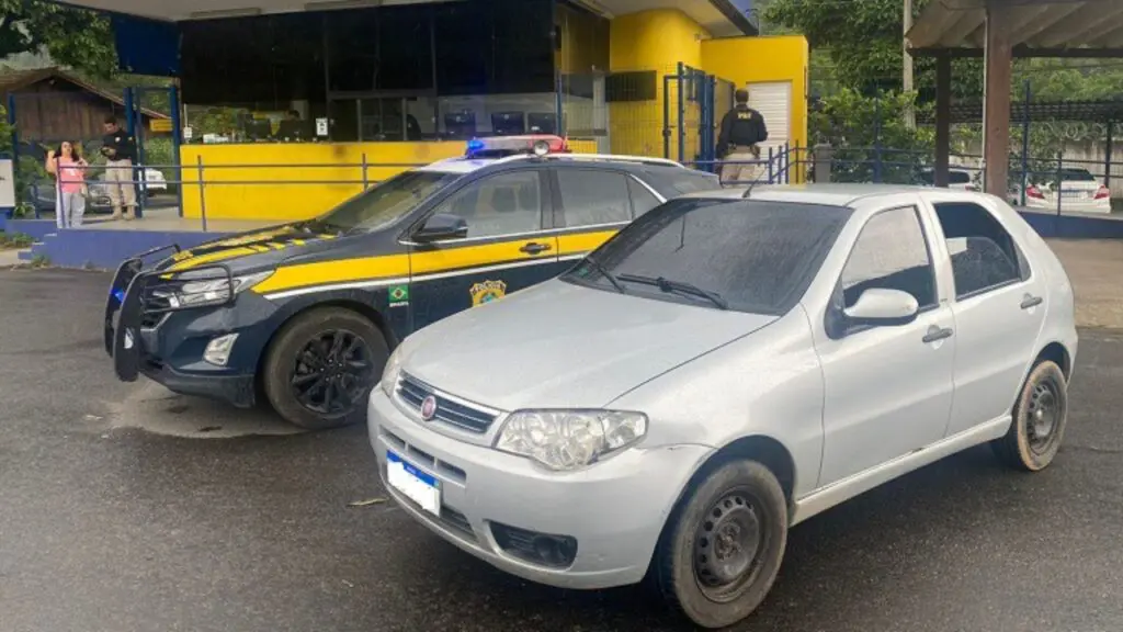 PRF aperta o cerco contra veículos roubados circulando em rodovias do ES