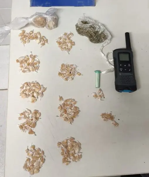 Giro Policial: PM prende "caixa-baixa" de 15 anos traficando na Serra
