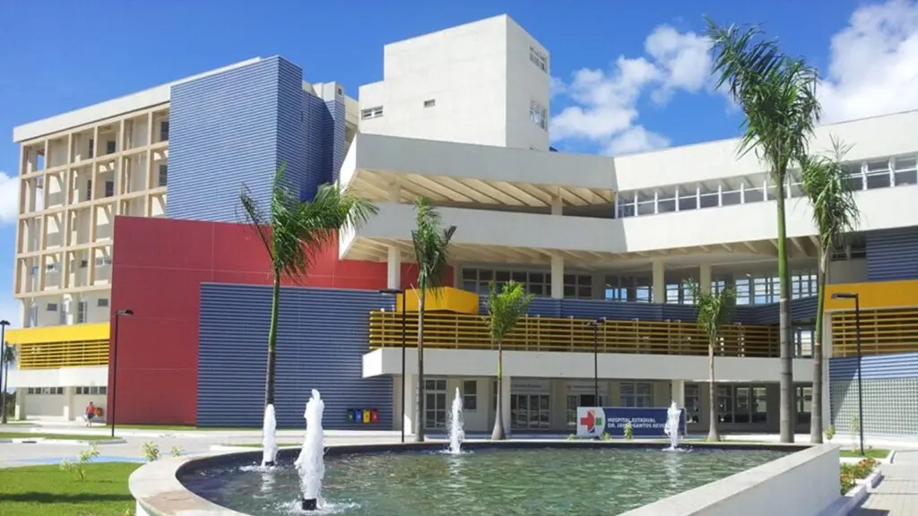 Hospital Dr. Jayme Santos Neves conta com mais de 60 novas vagas de emprego na Serra