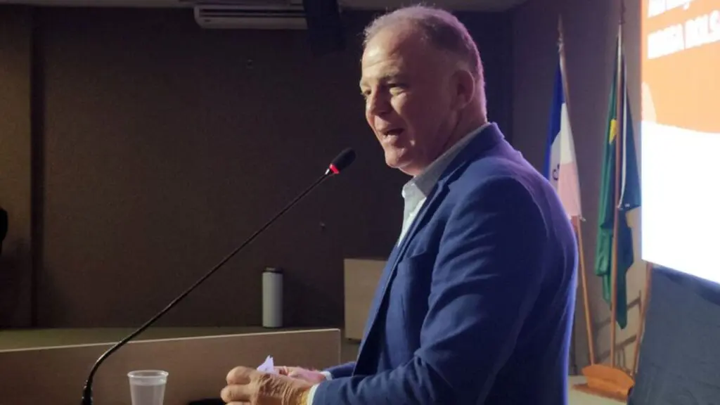 Lista de aprovados no Programa Nossa Bolsa é divulgada pela FAPES Renato Casagrande - Governador do ES em aula inaugural do Programa Nossa Bolsa