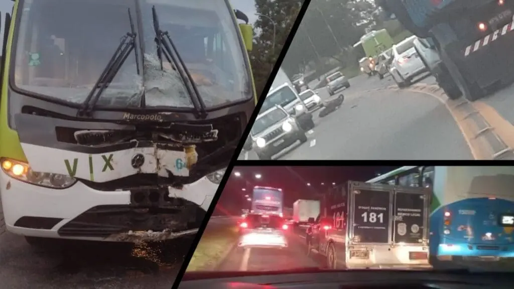 Tragédia na BR-101: motociclista morre após colisão frontal com micro-ônibus na serra Arte com 3 imagens na primeira a foto de um micro-ônibus bastante danificado, na parte frontal, após a colisão de uma motocicleta, na segunda foto a rodovia BR-101, com a motocicleta destruída no meio da via, na terceira foto a imagem de dentro de um veículo que flagrou o exato momento, em que o veículo do Departamento Médico Legal, estava indo retirar o corpo na BR-101