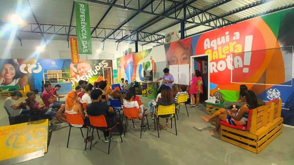 CRJ Novo Horizonte apresenta roda de conversa para Mostra de Profissões Turma do Programa Estado Presente