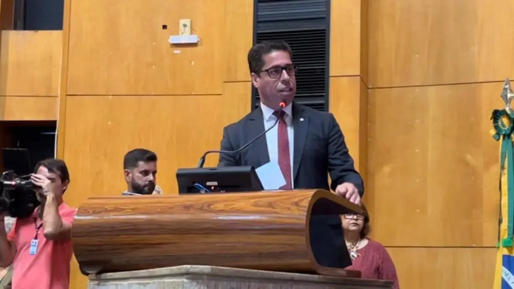 Espírito Santo apresenta propostas durante seminário sobre Reforma Tributária Presidente da ALES Marcelo Santos