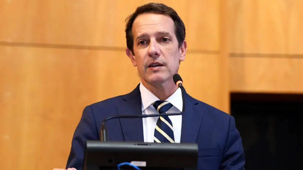 Secretário de Estado da Fazenda do Espírito Santo anuncia aumento despesas e queda na arrecadação Marcelo Altoé Secretário de Estado da Fazenda