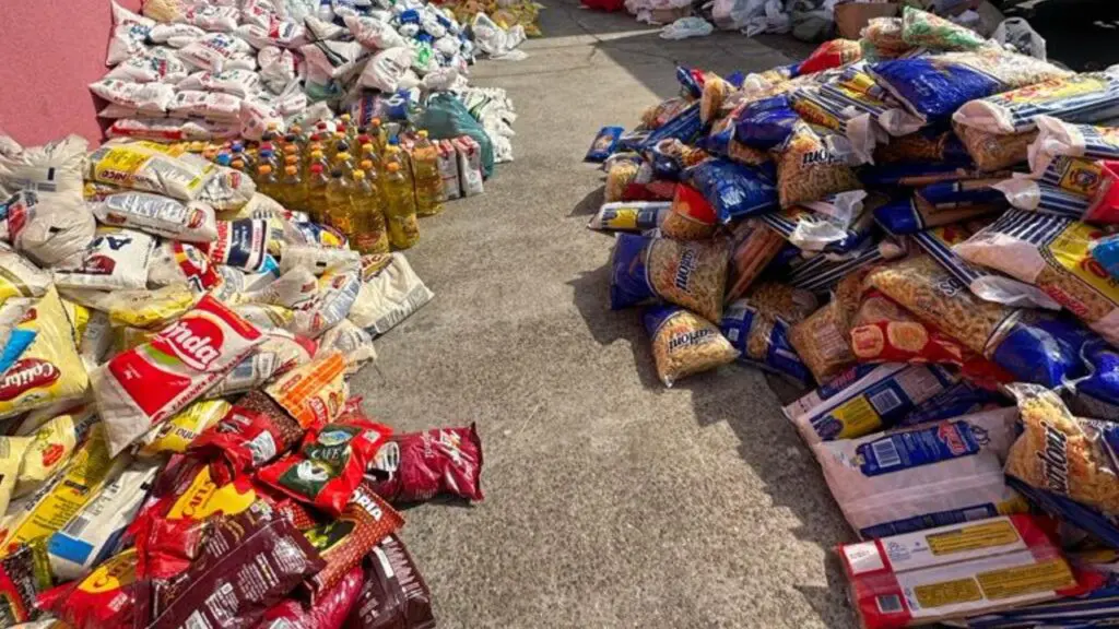Evento de Rap e Trap arrecada mais de 22 toneladas de alimentos no ES Arrecadações do evento Drop It