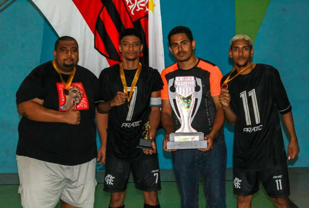 Treinador e jogadores do Flamengo Futsal