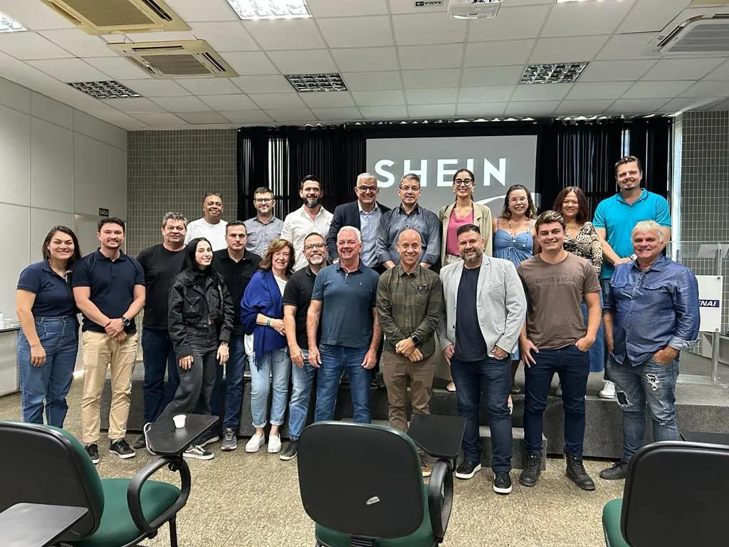 Representantes de indústrias e da Shein