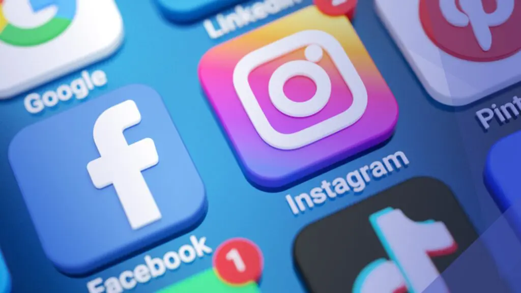 Justiça manda Meta devolver controle de redes sociais para político capixaba