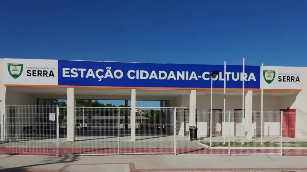 Comissão de Segurança da Assembleia Legislativa irá ouvir moradores da Serra durante Audiência Pública Fachada do auditório da Estação Cidadania-Cultura. Será realizado Audiência Pública da Comissão de Segurança da Assembleia Legislativa irá ouvir moradores da Serra