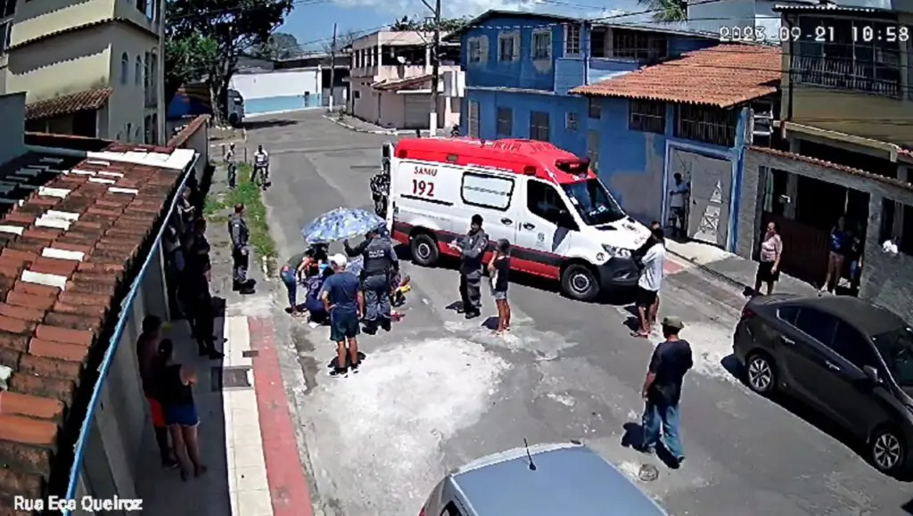 Vídeo: câmera de segurança flagra tentativa de homicídio em plena luz do dia na Serra Vídeo flagra tentativa de homicídio na Serra.