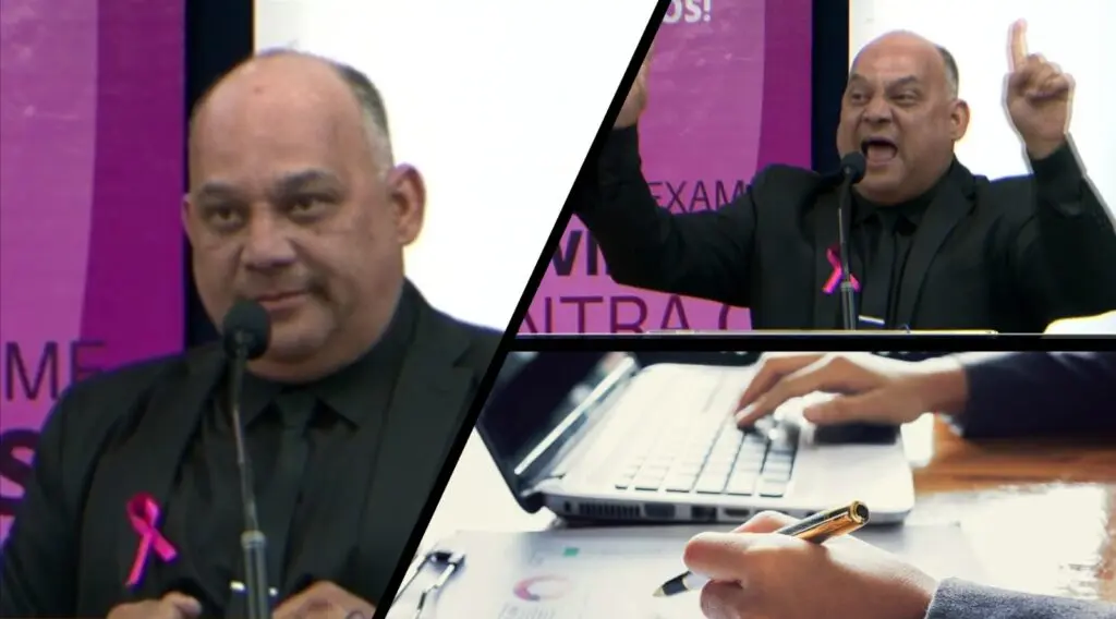 Alex Bulhões discursando na câmara