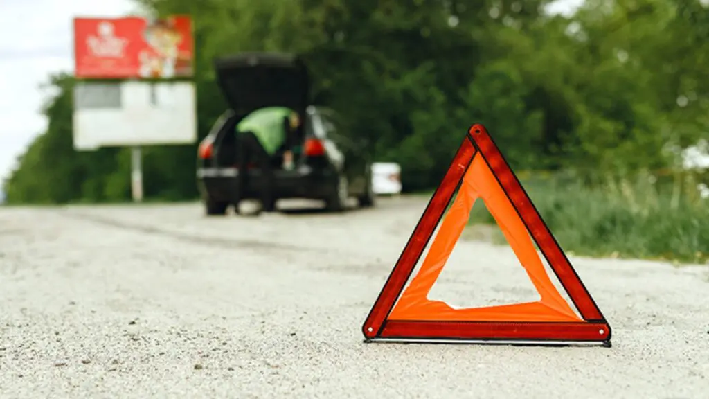 Justiça de Aracruz condena Eco101 a indenizar motorista por buraco não sinalizado na estrada Justiça condena Eco101 a indenizar motorista por danos