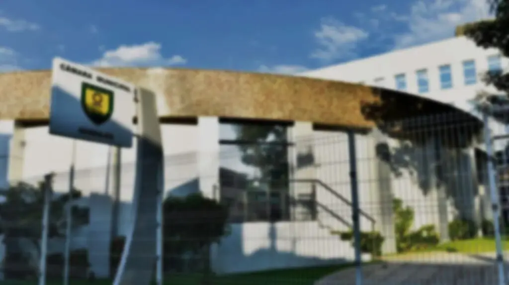 Fachada da Câmara da Serra