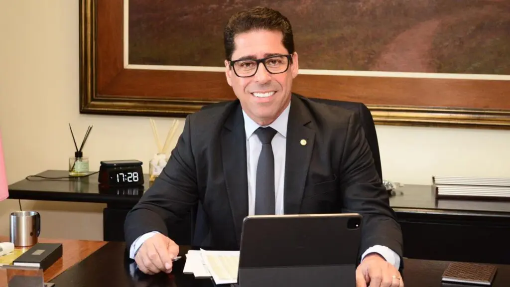 presidente da ALES, deputado Marcelo Santos