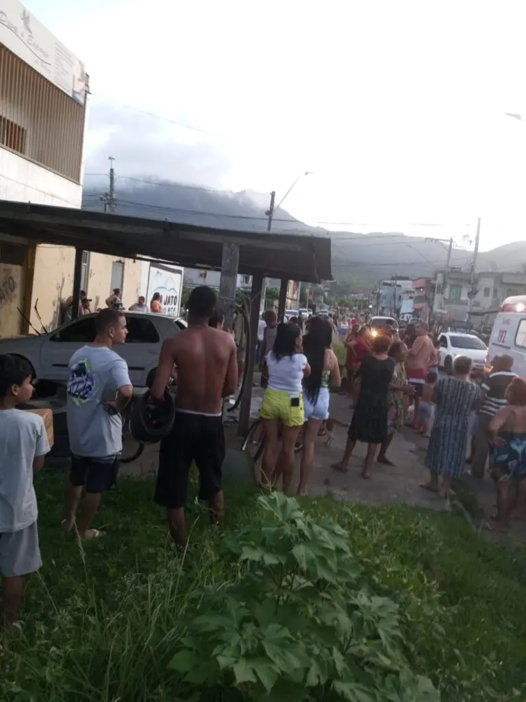 Homem é executado a tiro dentro de lava jato no bairro Vista da Serra