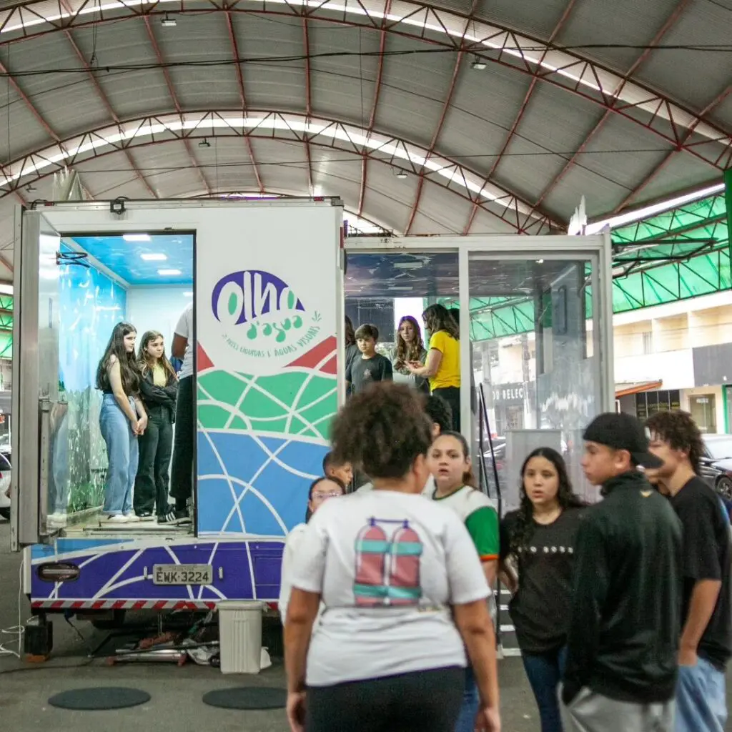 Trech-Truck umas das principais atrações da exposição. Um  caminhão com diversas atrações.