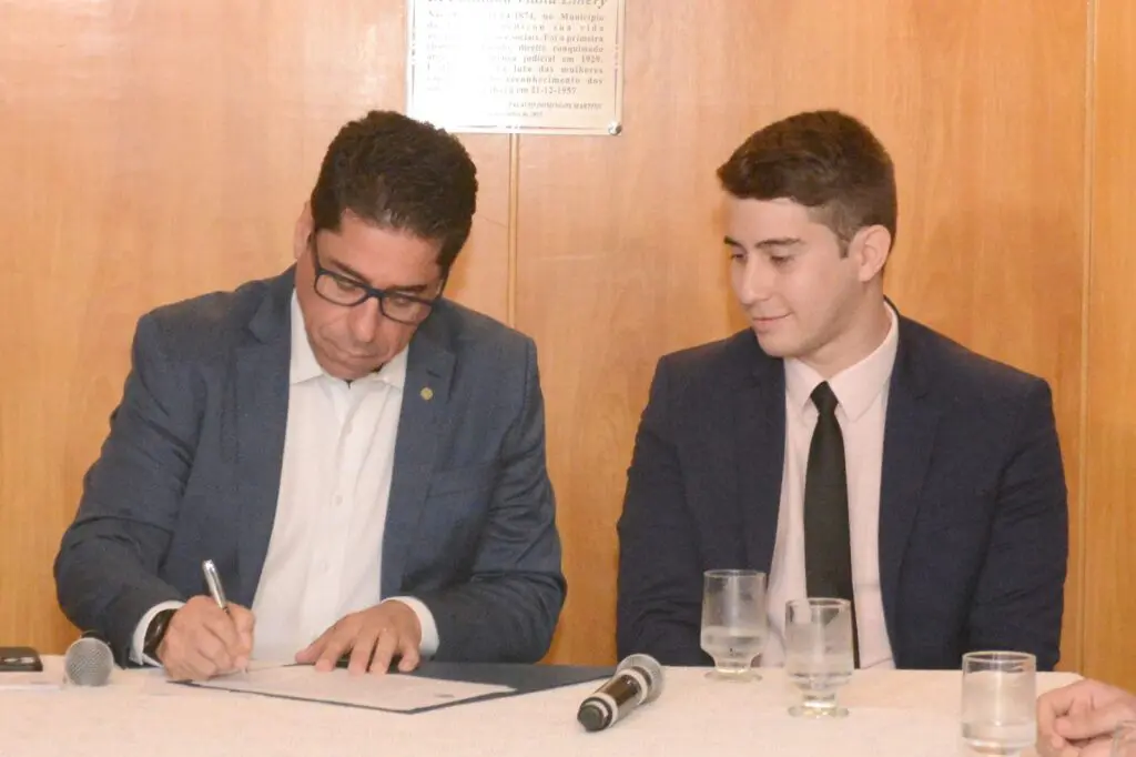 Os destados; Marcelo Santos (Podemos) e Lucas Polese (PL)