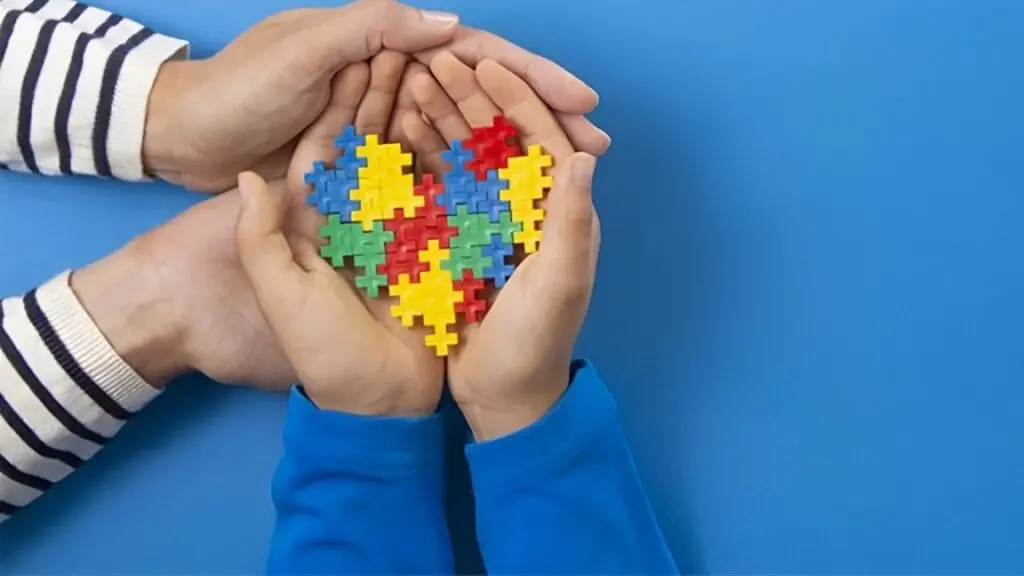 Câmara da Serra abre as portas para receber mães de pessoas com espectro autista durante evento especial.