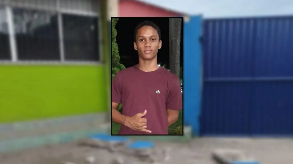 Adolescente tem dedo do pé decepado após muro de escola desabar na Serra Adolescente perde um dos dedos do pé durante acidente em escola na Serra.